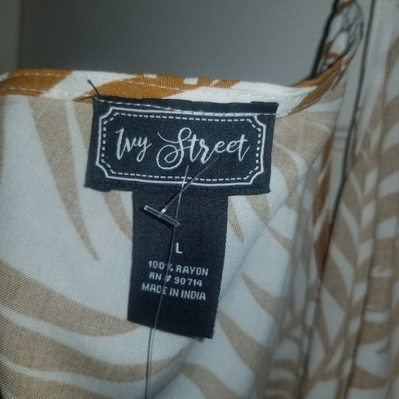 NWT Ivy Street Tropical Jumpsuit - Picture 8 of 8